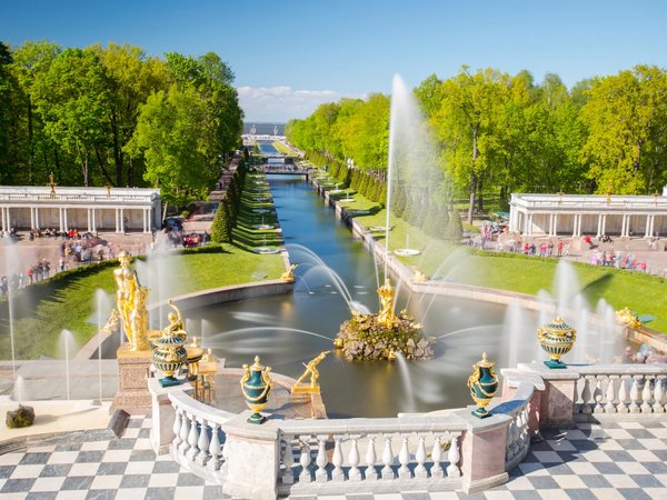 В Петергоф  — с комфортом и личным гидом - фото 2