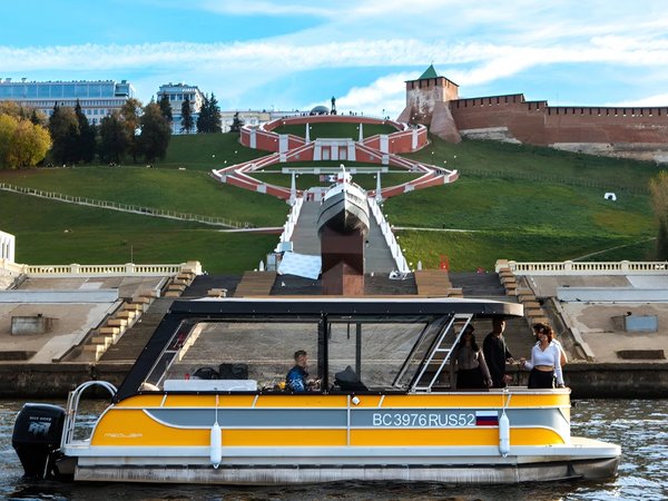 Обзорная прогулка на комфортном катере вдоль Нижегородских красот - фото 4
