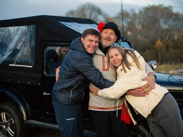Назад в детство: интерактивное путешествие на ретроавтомобиле по Сергиеву Посаду - фото 1