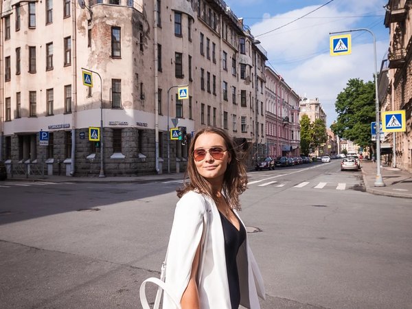 Утренняя прогулка в Петербурге — кофе, двери, дома и атмосфера - фото 2