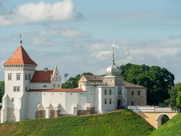 Лида и Гродно — из Минска (обед включён) - фото 1