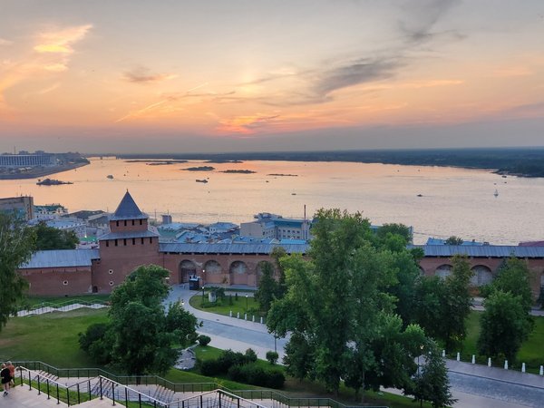 Смесь французского с нижегородским: архитектура, еда, быт