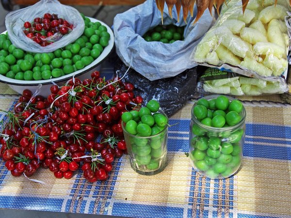 Винное приключение по Кахетии: Сигнахи, монастырь Бодбе, Телави - фото 4