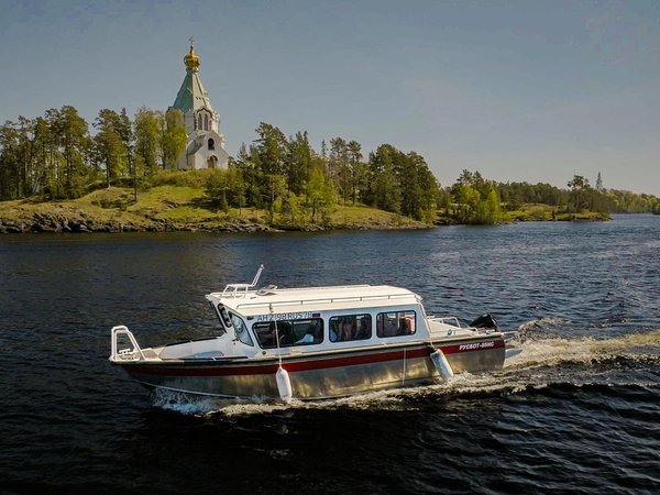 На катере к Валааму — с экскурсией на острове - фото 1