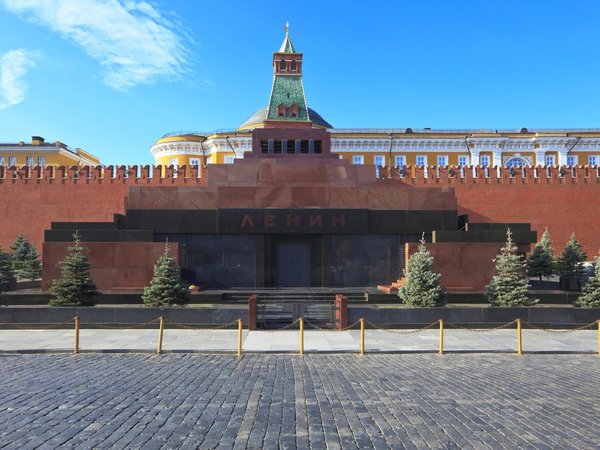 Тайны Кремлёвского некрополя и мавзолея Ленина - фото 1