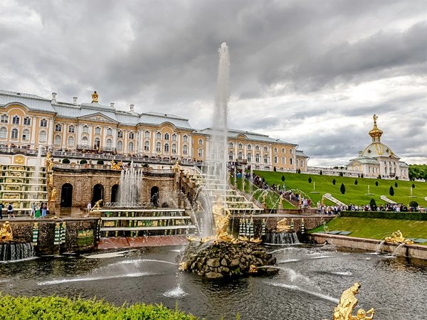 В Петергоф — на метеоре! Экскурсия с индивидуальным гидом - фото 2