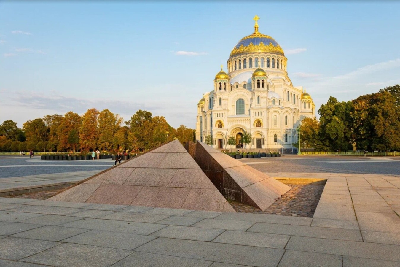 Кронштадт: симфония мужества и точных расчётов