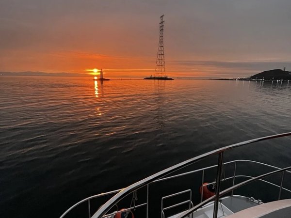 Владивосток на закате — под переливы саксофона и плеск волн - фото 4