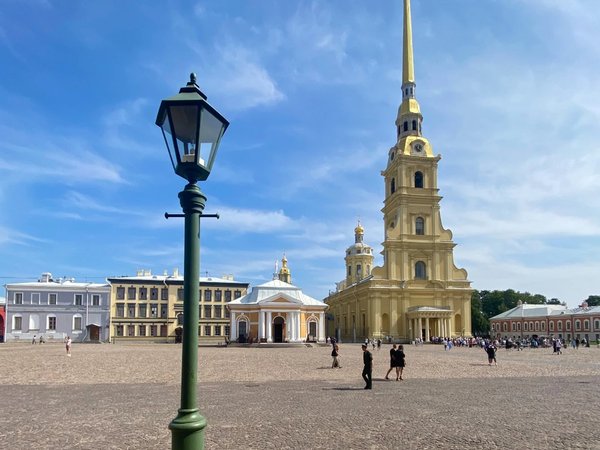 Петропавловская крепость с посещением собора и тюрьмы - фото 1