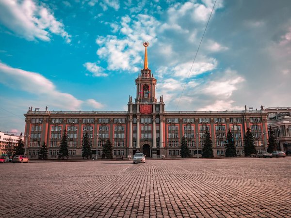 Топ-10 мест Екатеринбурга на прогулке с местным жителем