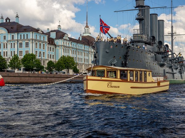 Имперский Петербург: прогулка на катере в стиле 19 века - фото 4
