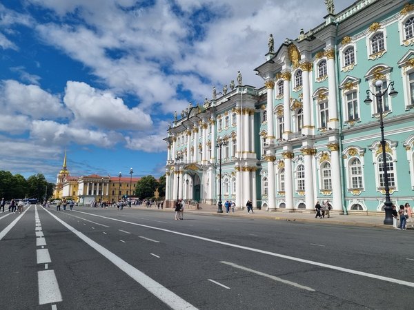 Знакомство с Петербургом: обзорная экскурсия + Эрмитаж (билеты включены) - фото 3