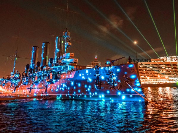 Ночная водная прогулка к самым известным разводным мостам Петербурга - фото 2