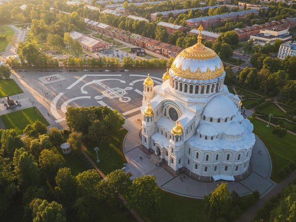 Весь Кронштадт и теплоходная прогулка
