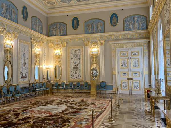 В Екатерининский дворец и Лицей — на машине из Петербурга - фото 2