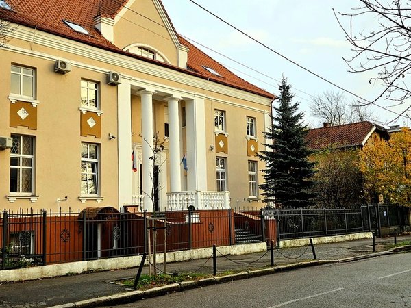 Пешком по Амалиенау, Хуфену и парку «Луизенваль» - фото 4