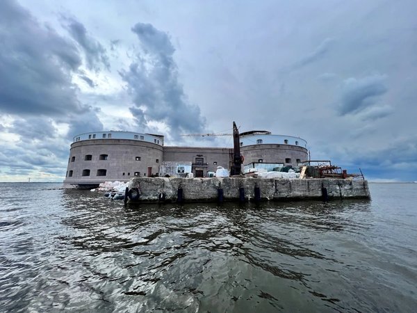 Автобусная экскурсия из Петербурга «Кронштадт — Петергоф» - фото 4