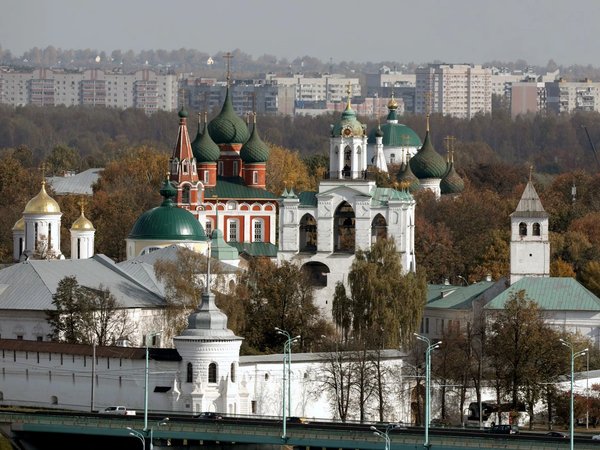 Знакомство с Ярославлем на авто-пешеходной экскурсии в группе - фото 2