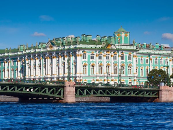 Зимний дворец для детей и их родителей - фото 3