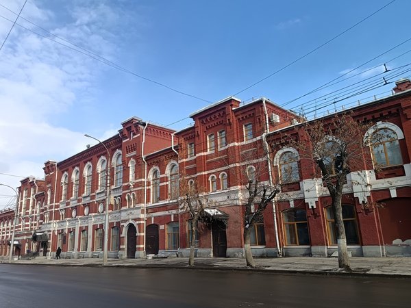 История Саратова в лицах, зданиях и газетных заметках - фото 2