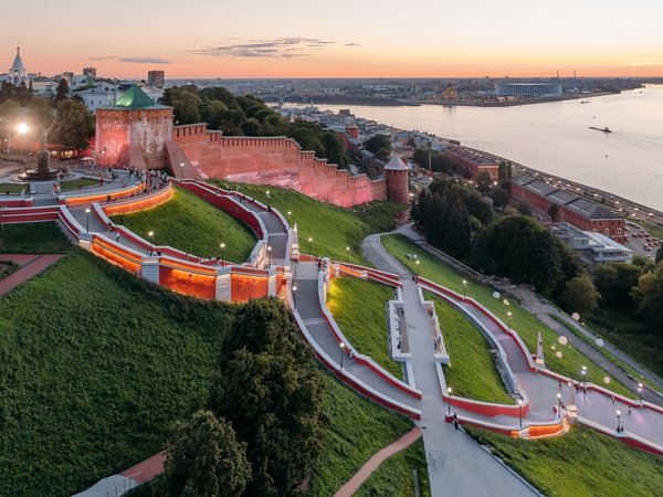 Прогулка от Чкаловской лестницы — самой большой восьмёрки Нижнего Новгорода