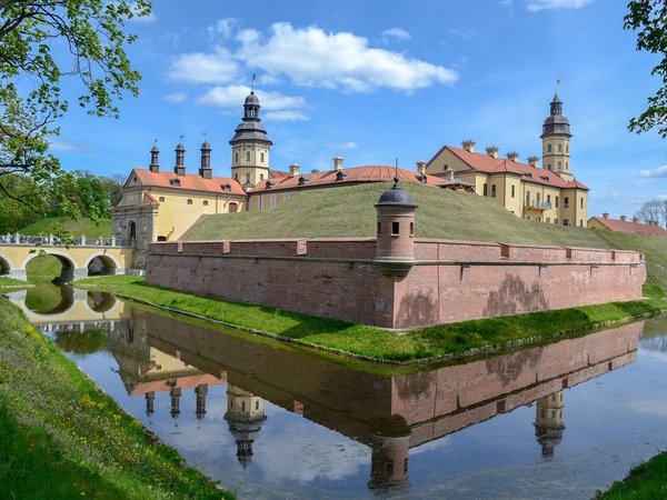 Экскурсия из Минска к замкам Несвижа и Мира - фото 2