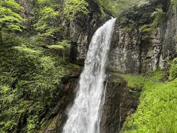 Из Гудауты — в Акармару, Ткуарчал и к трём водопадам - фото 2