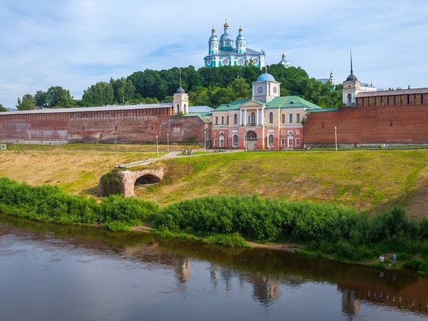 Смоленск: торгуй, воюй, молись - фото 1