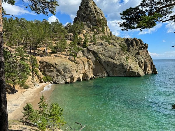 Из Листвянки на катере — к бухтам Песчаная, Синичка, Бабушка - фото 2