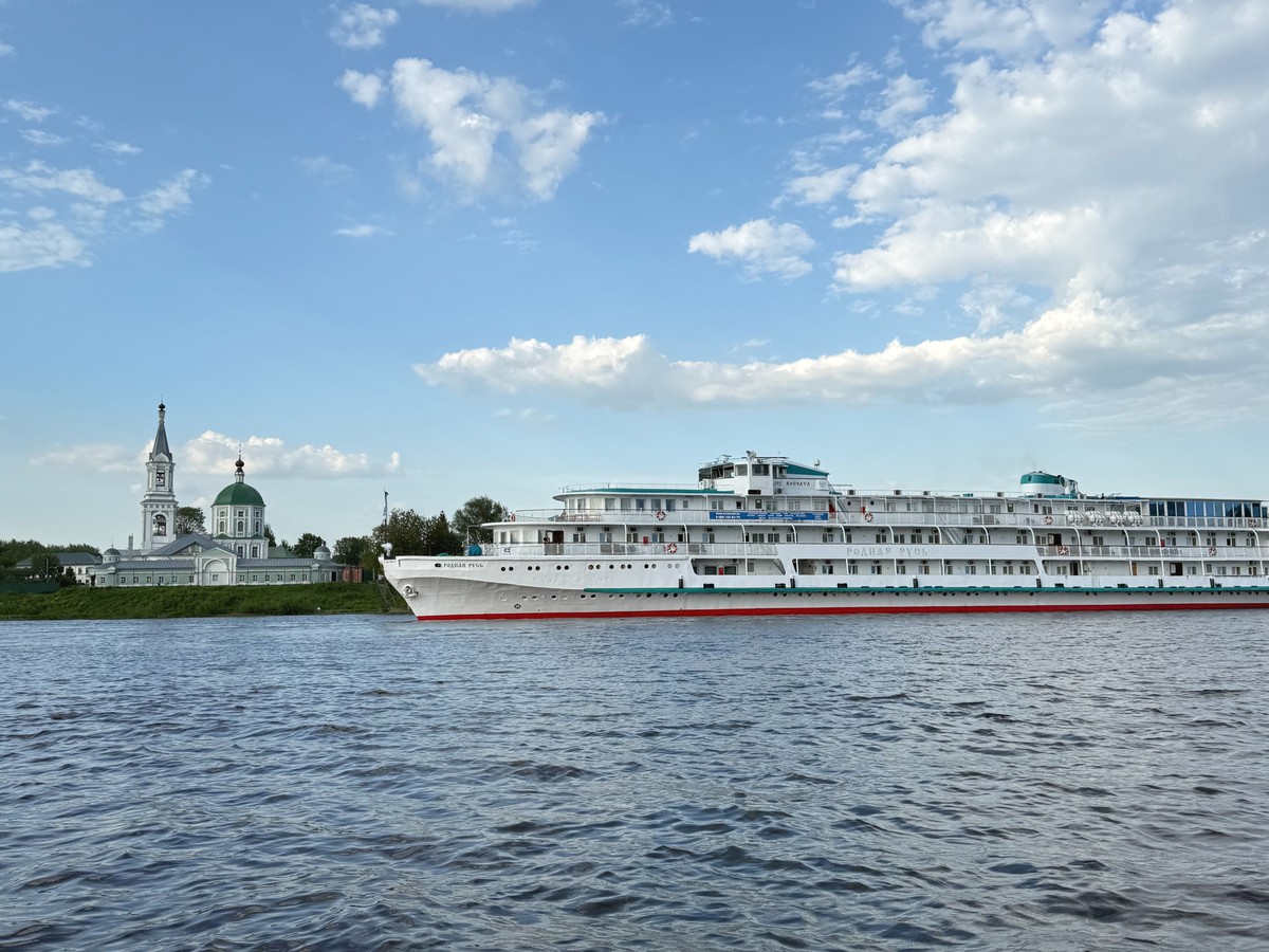 Вся Тверь с воды (на катере)