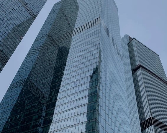 Небоскрёбы и ритм делового квартала — это Москва-Сити