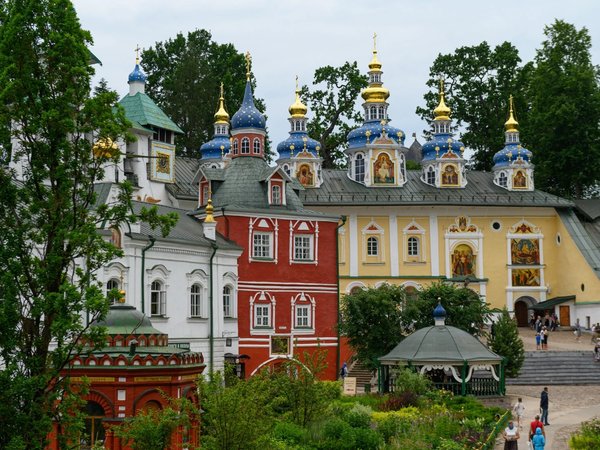 Печоры и Изборск на комфортабельном авто!