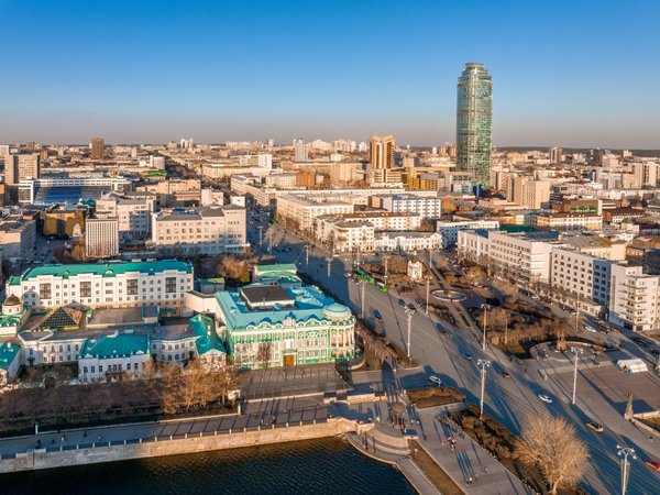 Екатеринбург: с добрым утром, любимый город! - фото 1