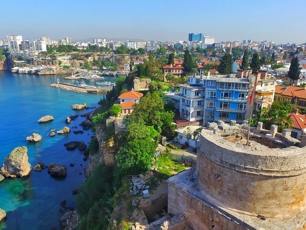 От гор до моря: водопады Дюден, старый город Антальи и Адриановые ворота - фото 4