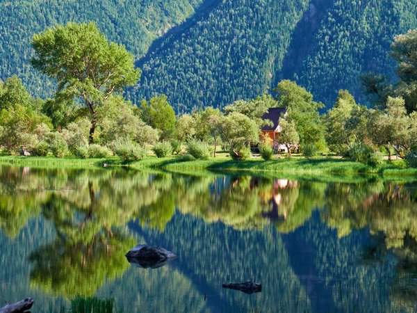 Телецкое озеро — к хранителю алтайских тайн - фото 1