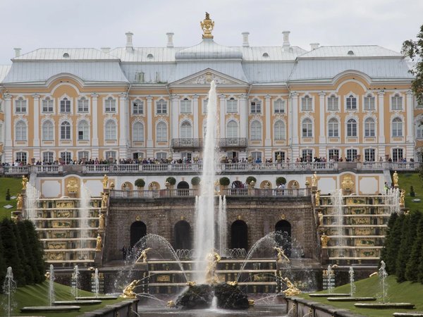 Семейная прогулка по Петергофу с иммерсивным аудиогидом - фото 4