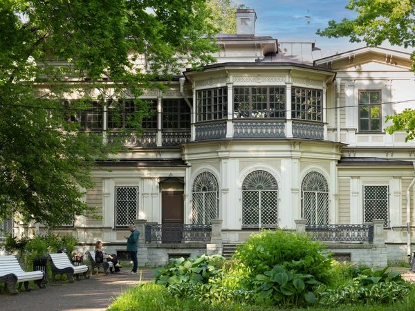 Аптекарский и Каменный острова на авто: особняки, дачи и респектабельные кварталы - фото 4