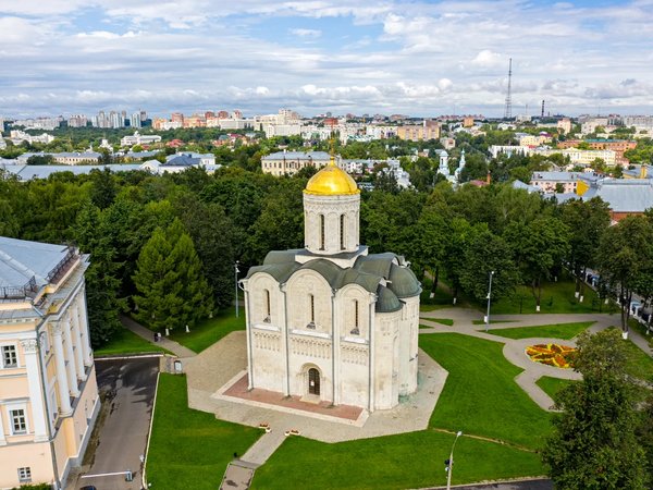 Владимир сквозь столетия - фото 1