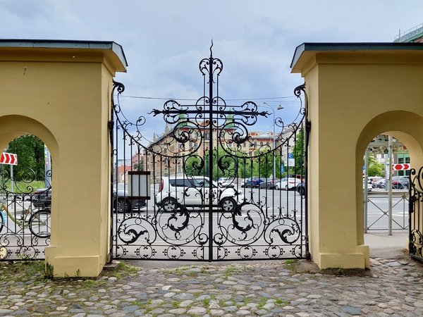 Экскурсия по Смоленскому лютеранскому кладбищу - фото 3