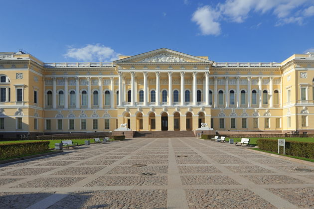 Русский музей, Михайловский дворец в мини-группе-4