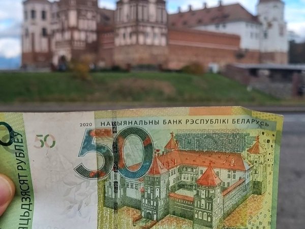 Трансфер из Минска — в замки Несвиж и Мир - фото 2