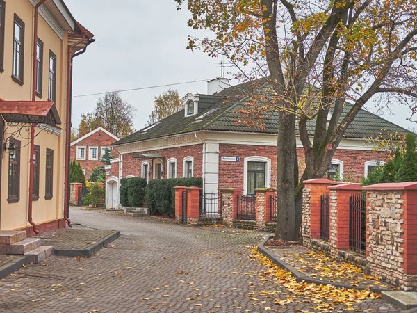 «По затутыркам»: неформальная прогулка по псковским улочкам - фото 1