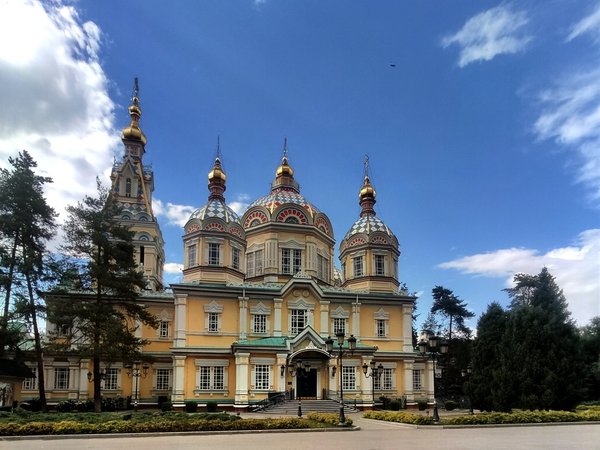 Такой разный Алматы: город и горы за 1 день - фото 3