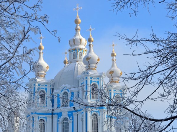 Знакомство с историей Смольного собора - фото 1