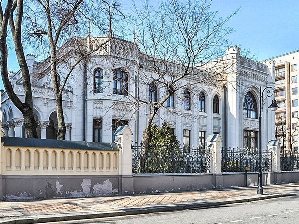 Яркая жизнь и мистическая архитектура Шехтеля в Москве - фото 2
