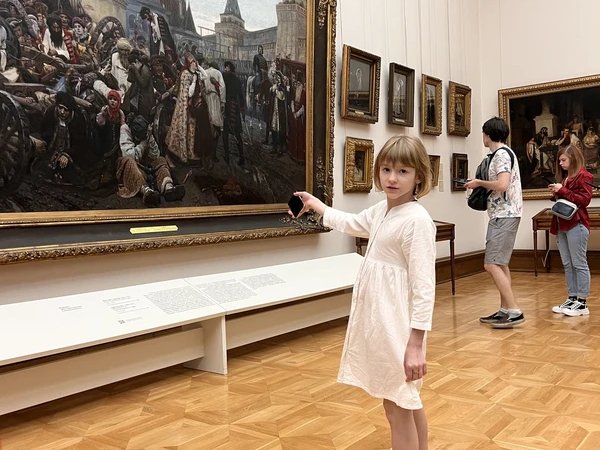 Квест-экскурсия «Потерянные во времени» по Третьяковской галерее