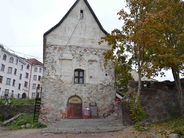 Автобусная экскурсия из Петербурга — в средневековый Выборг - фото 3