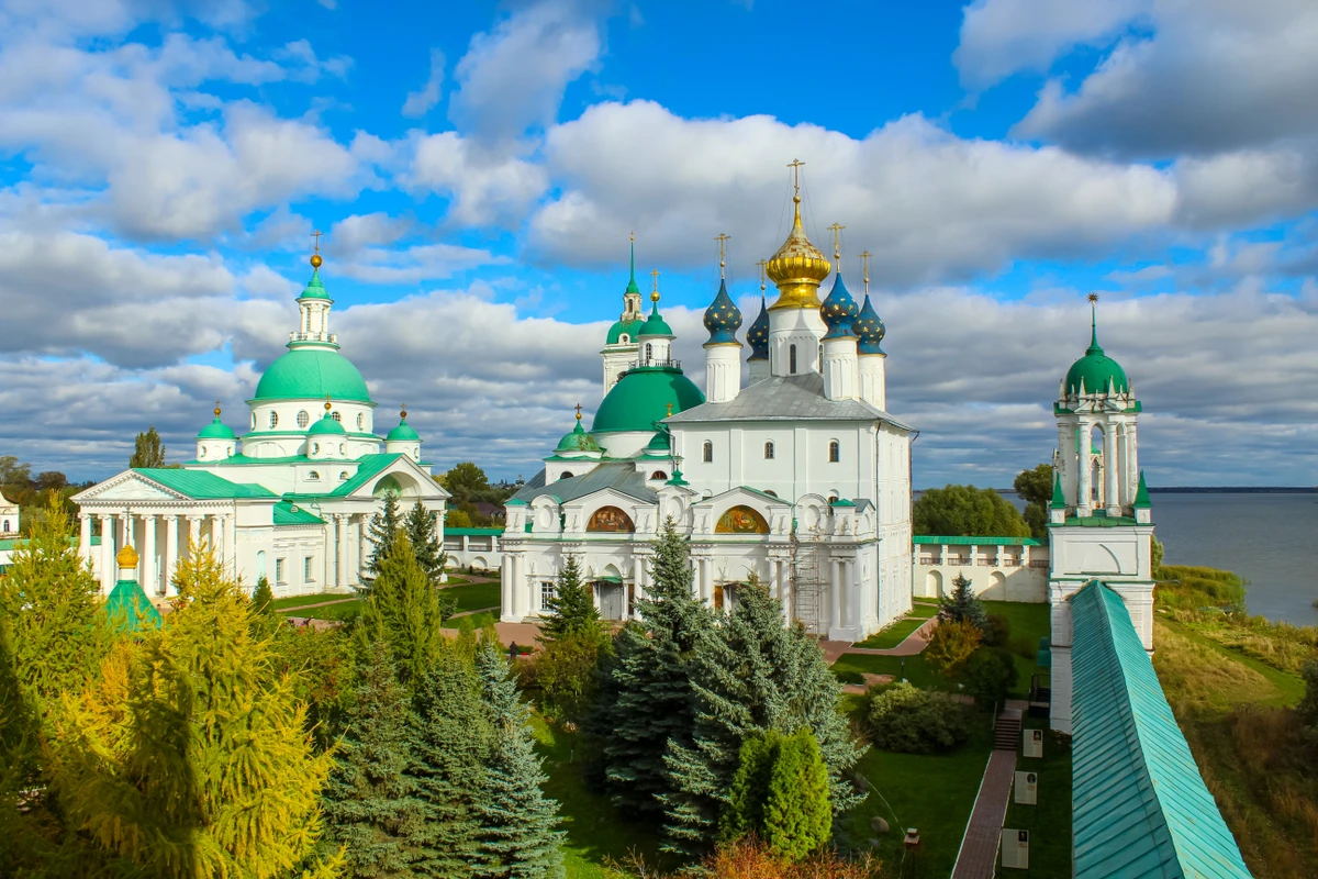 По святым местам Ростова Великого - фото 1