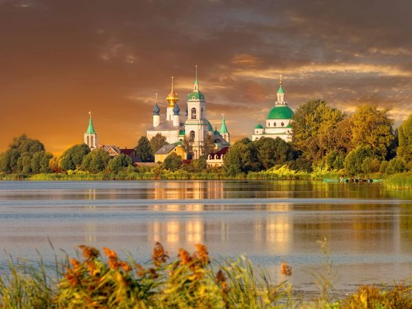 По святым местам Ростова Великого