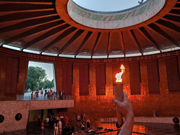 Мамаев курган на закате, на рассвете или ночью - фото 3